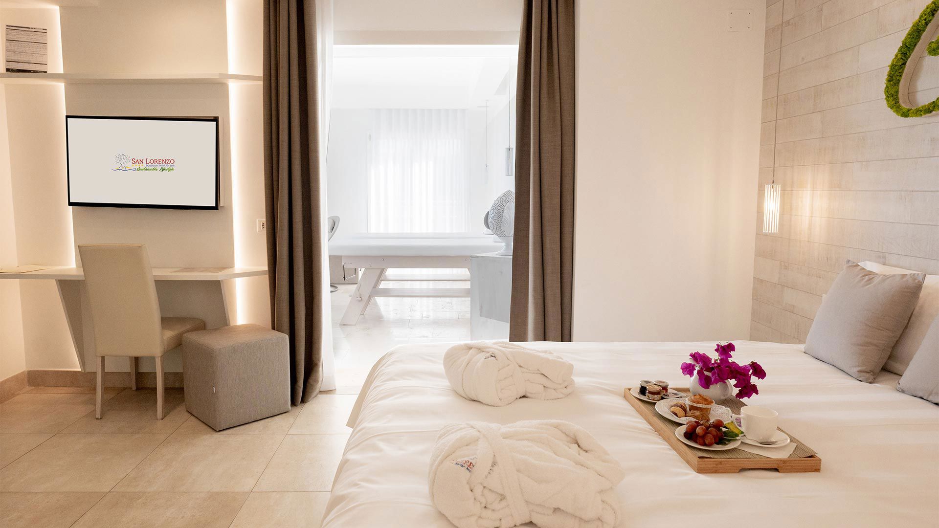 The 27th - Exclusive Room 1