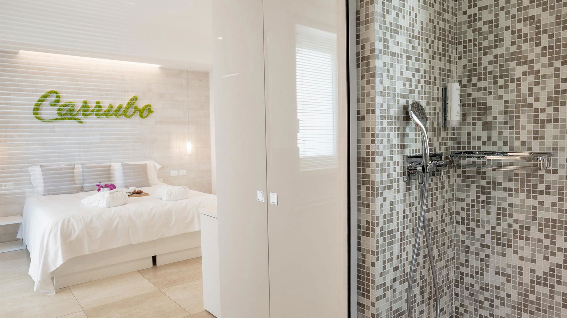 The 27th - Exclusive Room 4