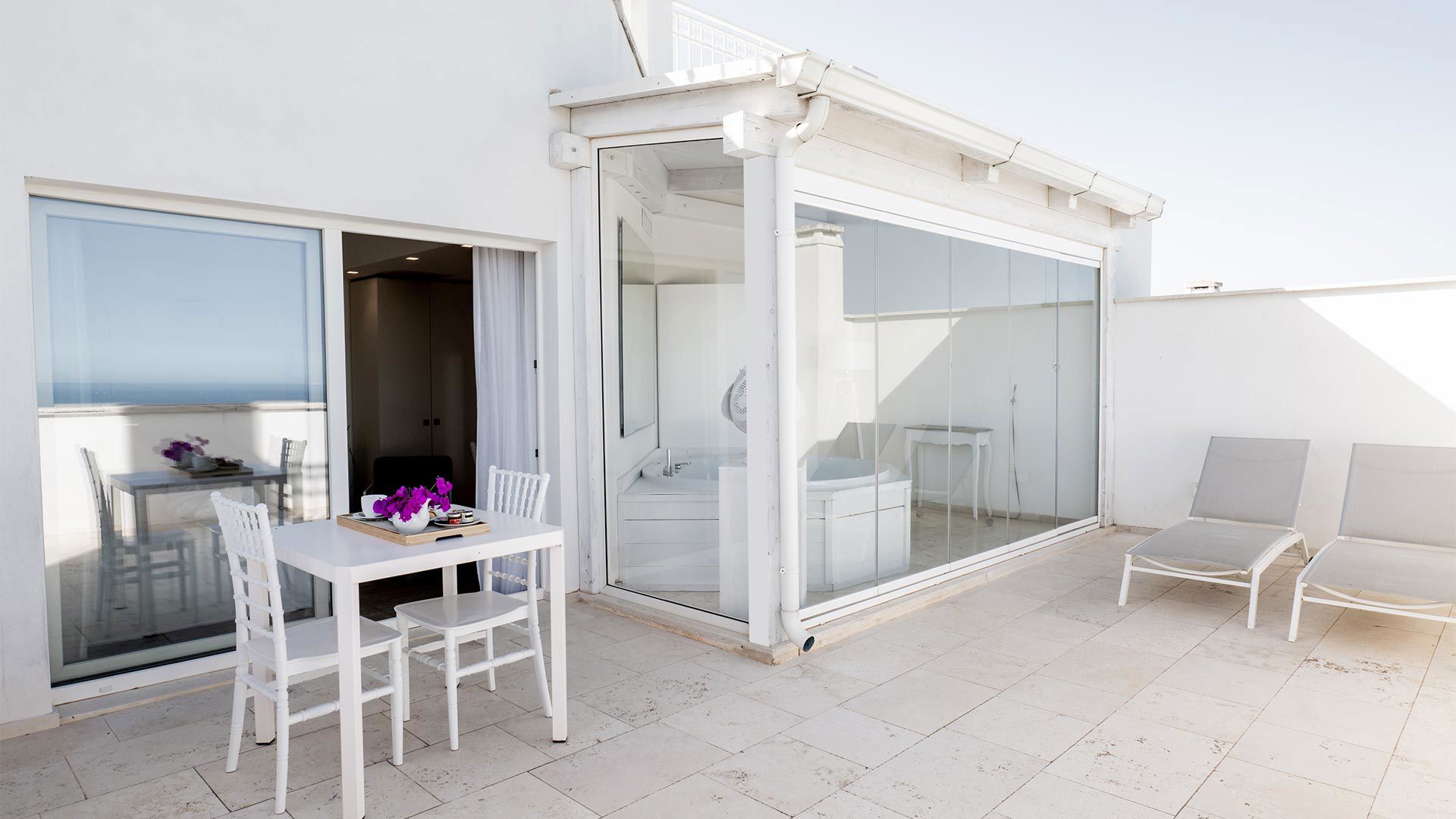 The 35th - Exclusive Room 4