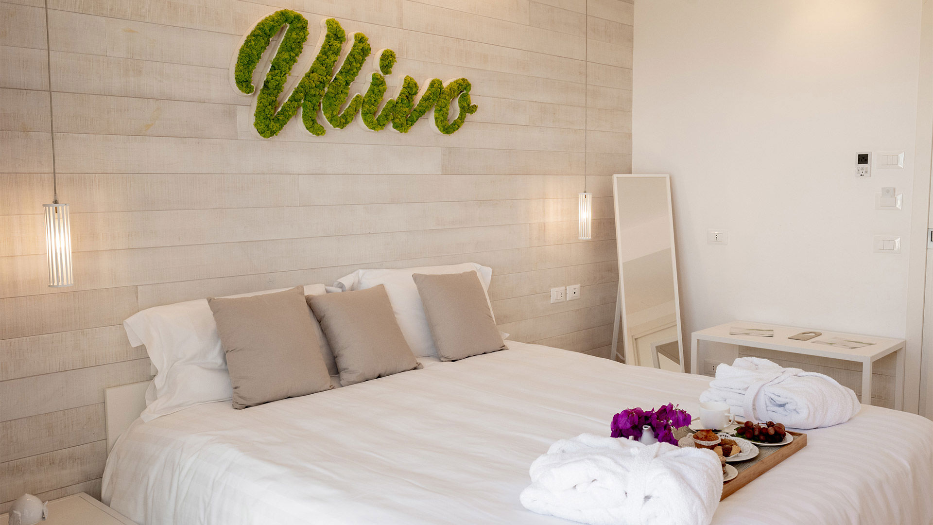 The 35th - Exclusive Room 5