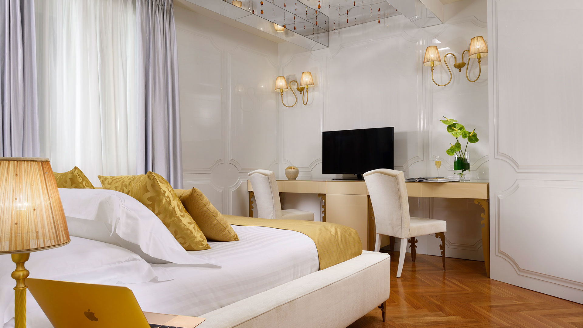 Junior Suite 1