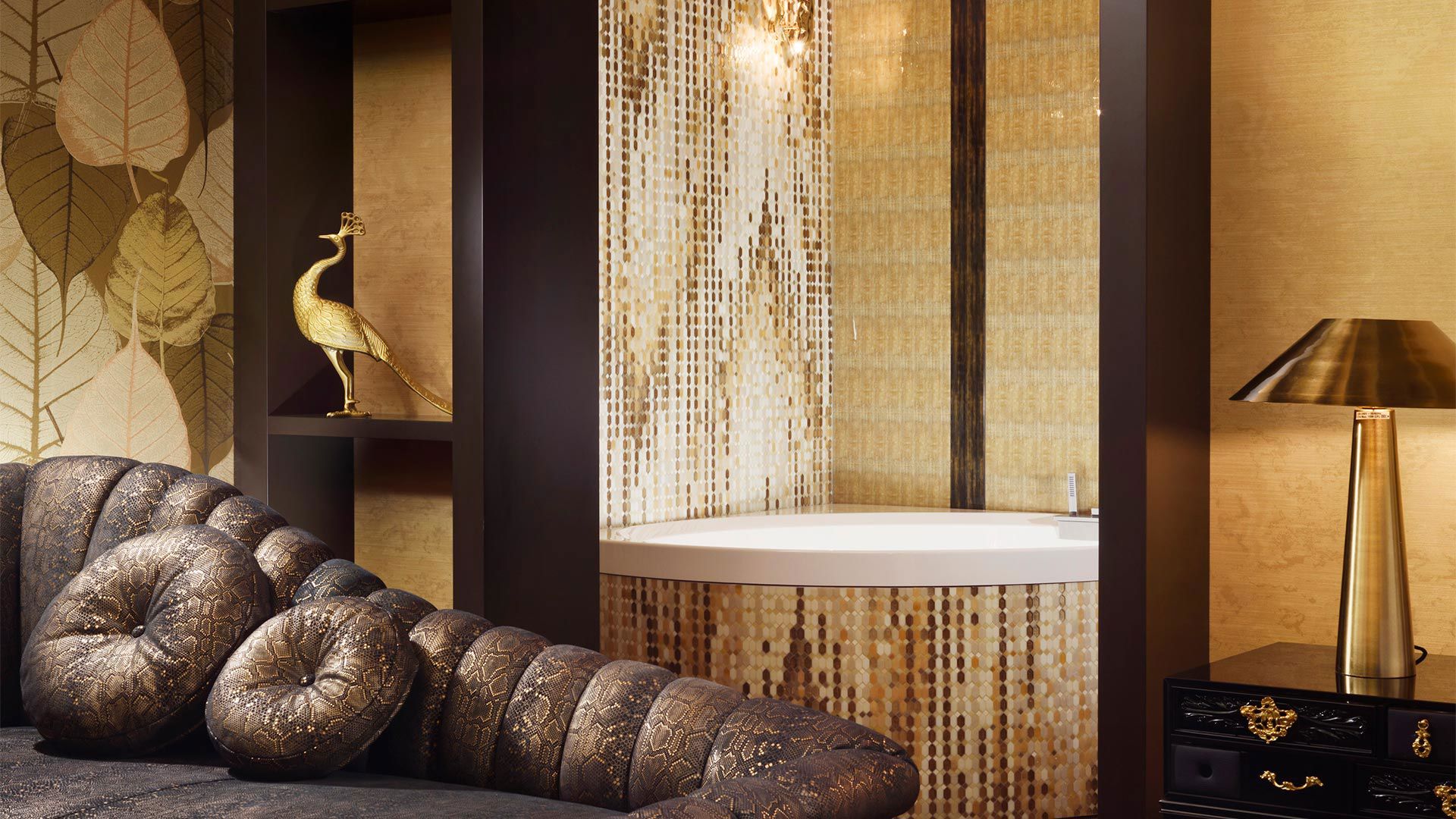 Royal Suite with a view 3