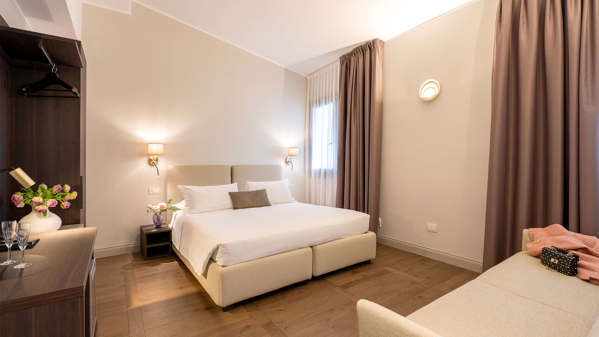 Hotel Carlton 5