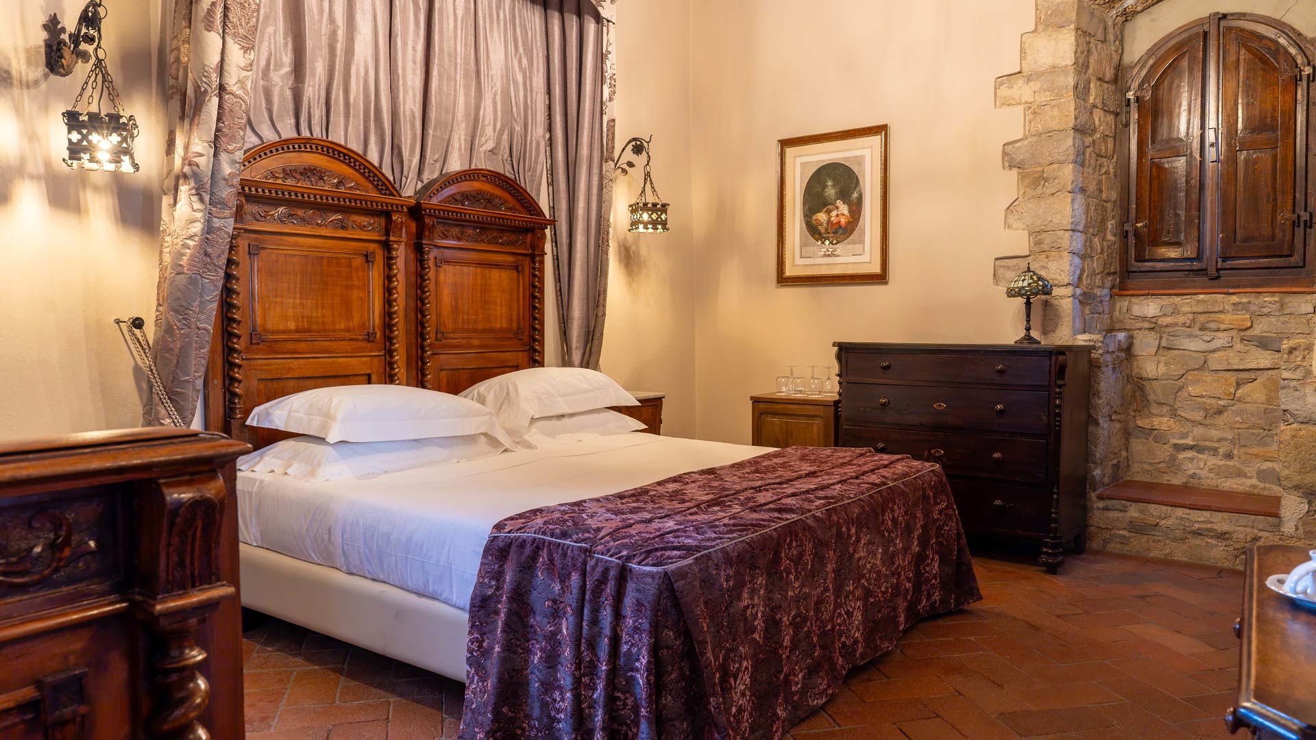 Tower/Castle Superior Room 6