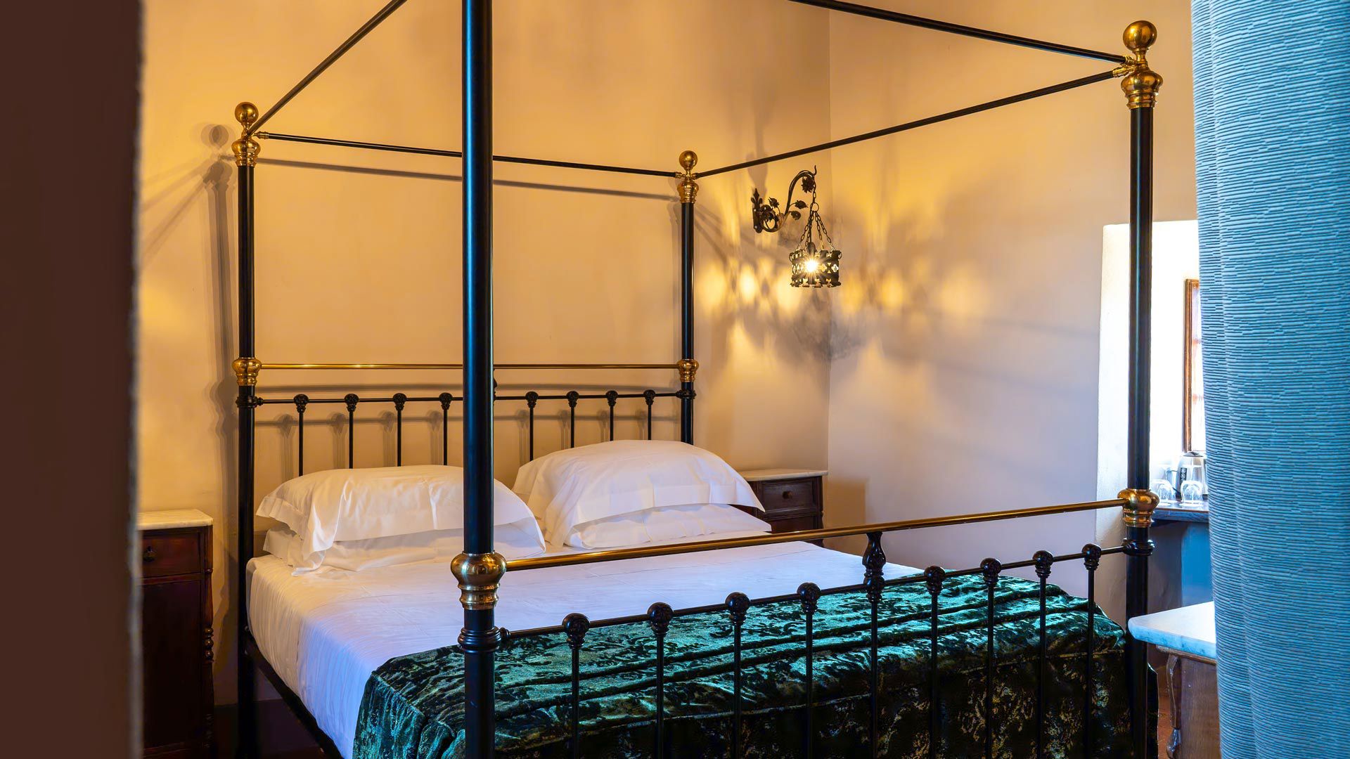 Tower/Castle Superior Room 5