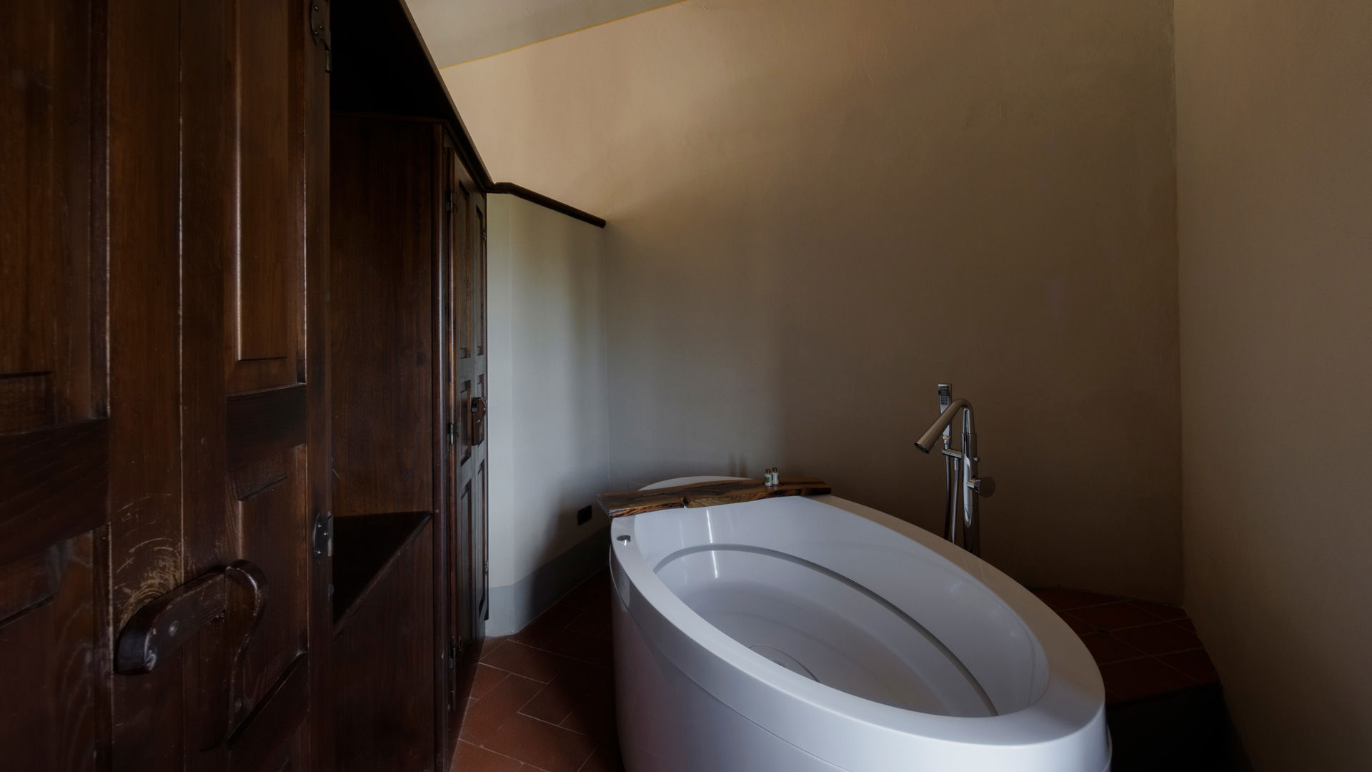 Tower Suite 5