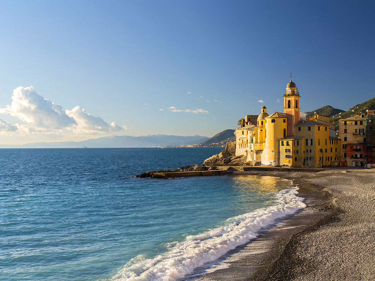 Explore the surroundings of Rapallo with Rosabianca Hotel Rapallo