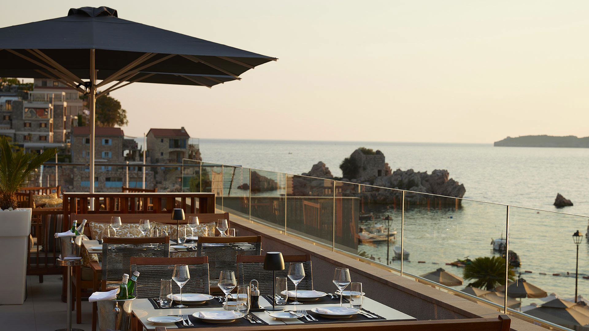 Maestral Club Restaurant 1