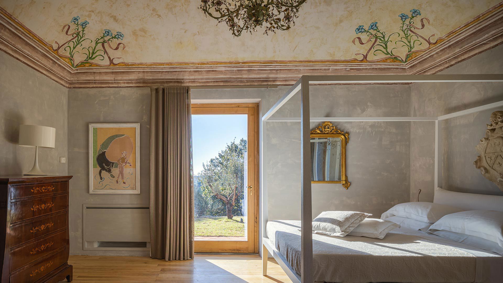 Monaci Pool Suite 18 Monaci Pool Suite 18