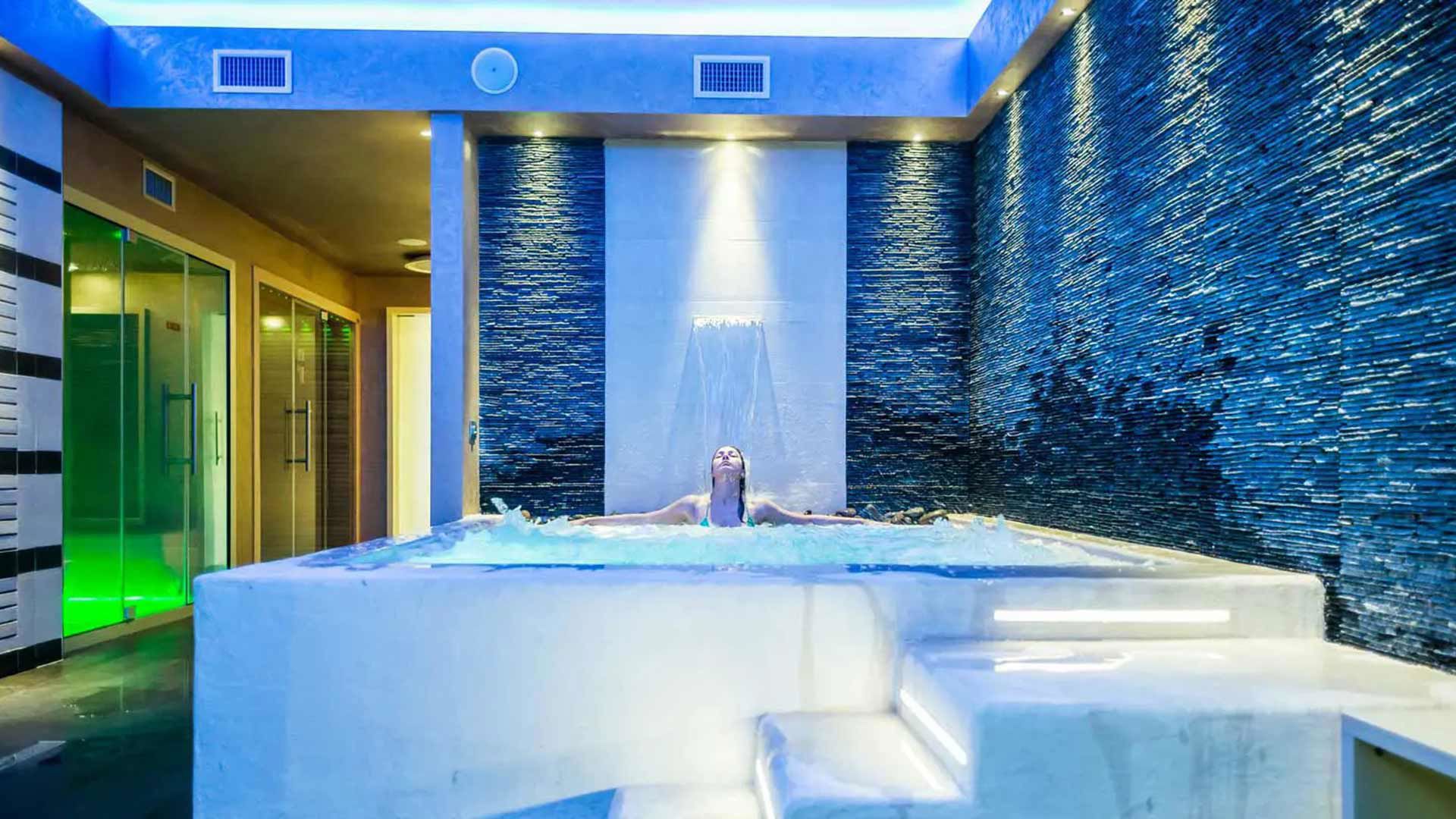 SPA Riviera 4