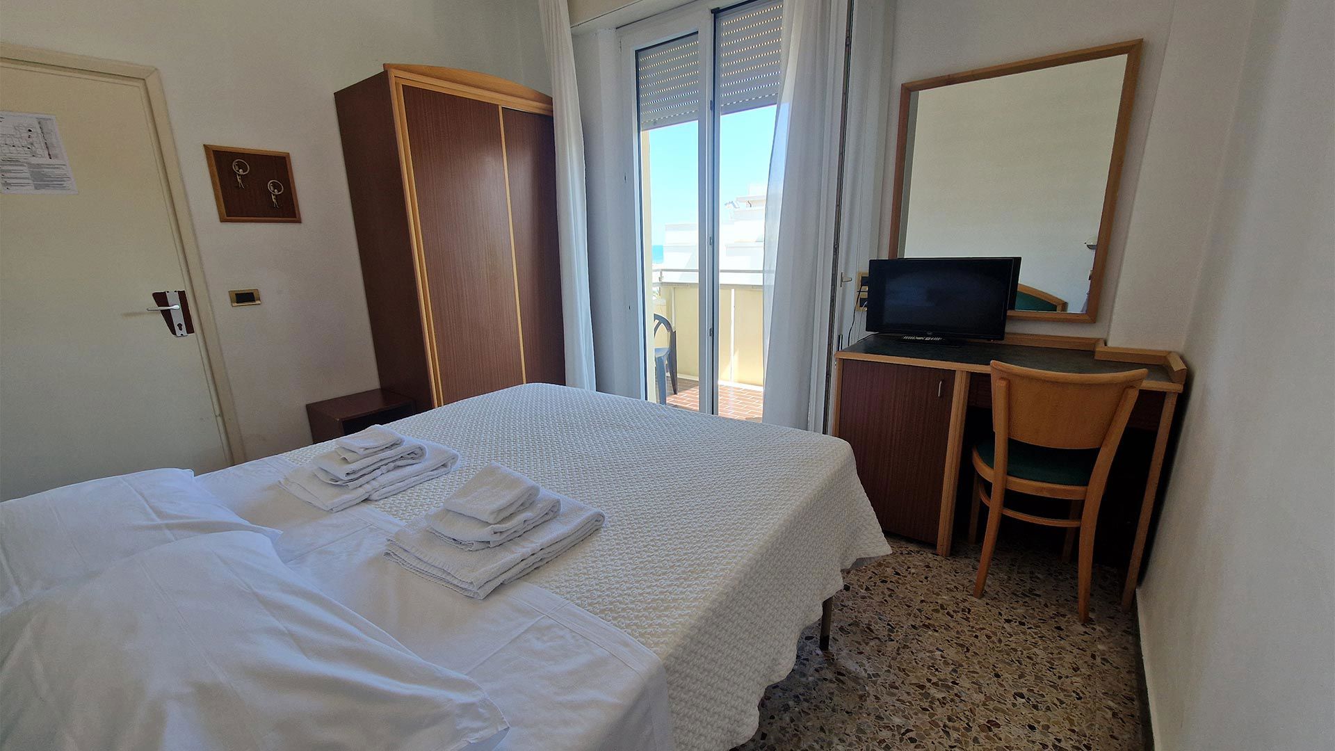 Double Room Side Sea View  1