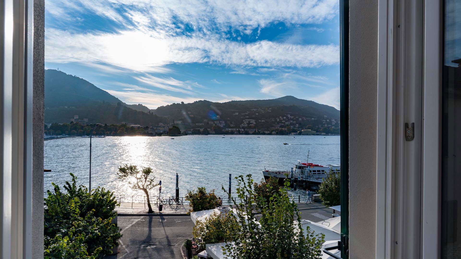 Junior Suite Prestige Lake View  3