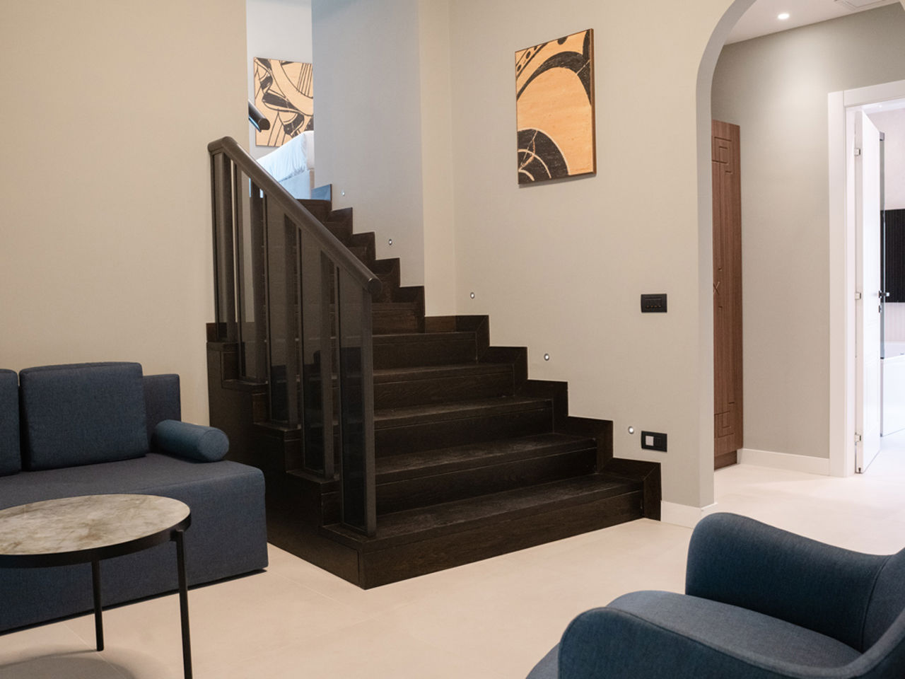 Suite 12