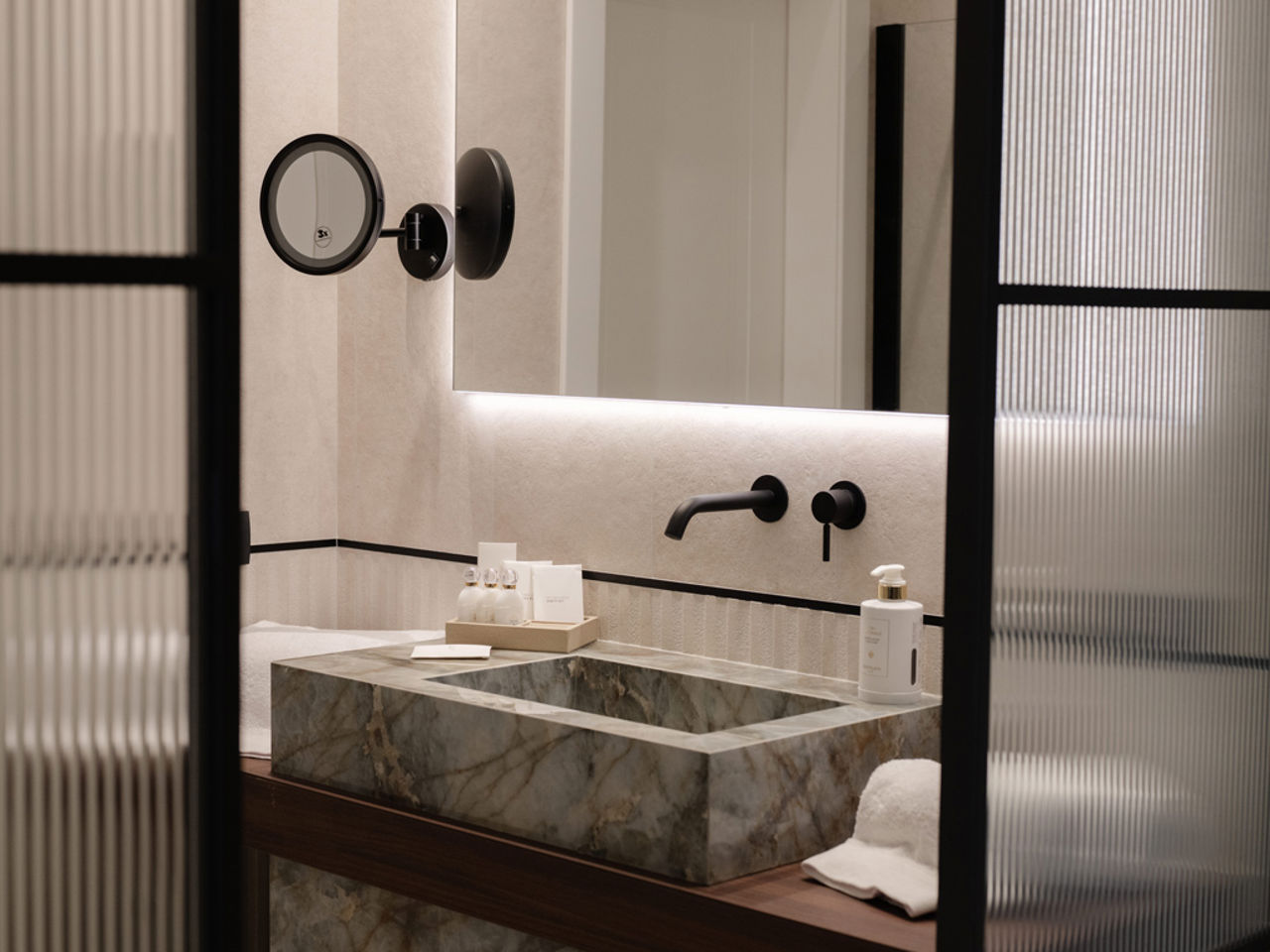 Junior Suite 9