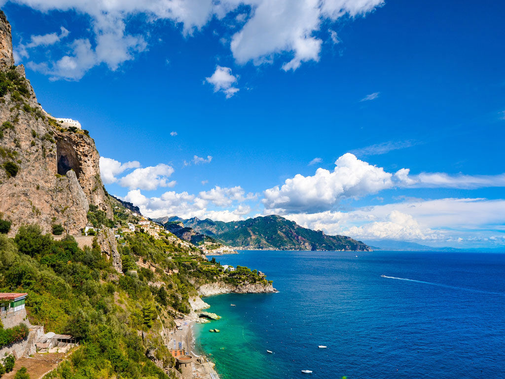 Vista mozzafiato della costa tour Costiera Amalfitana