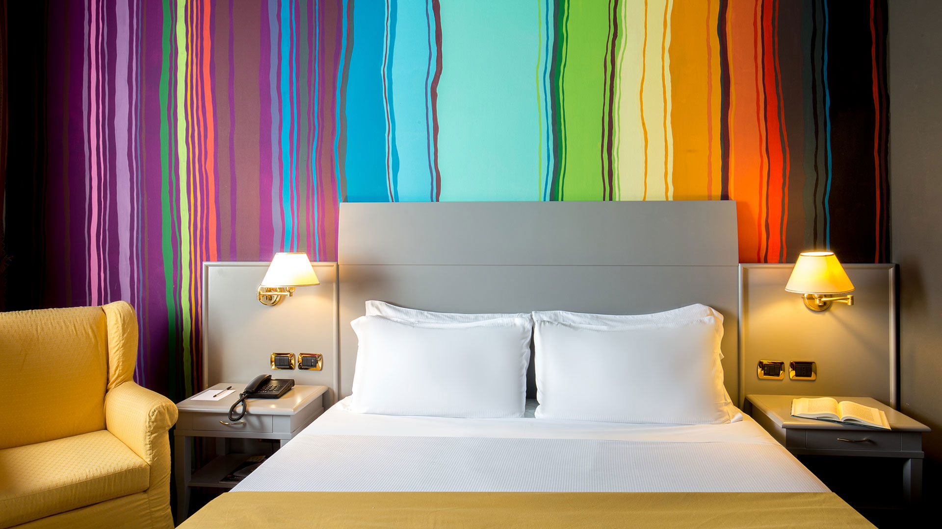 Rooms & Suites 1
