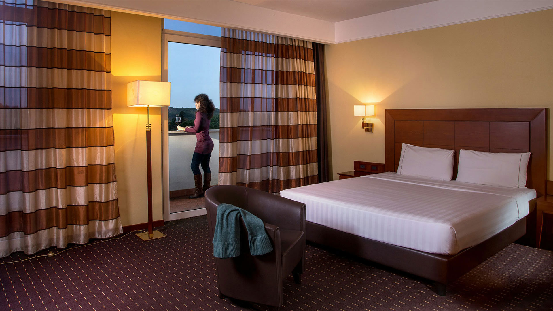 Rooms 1