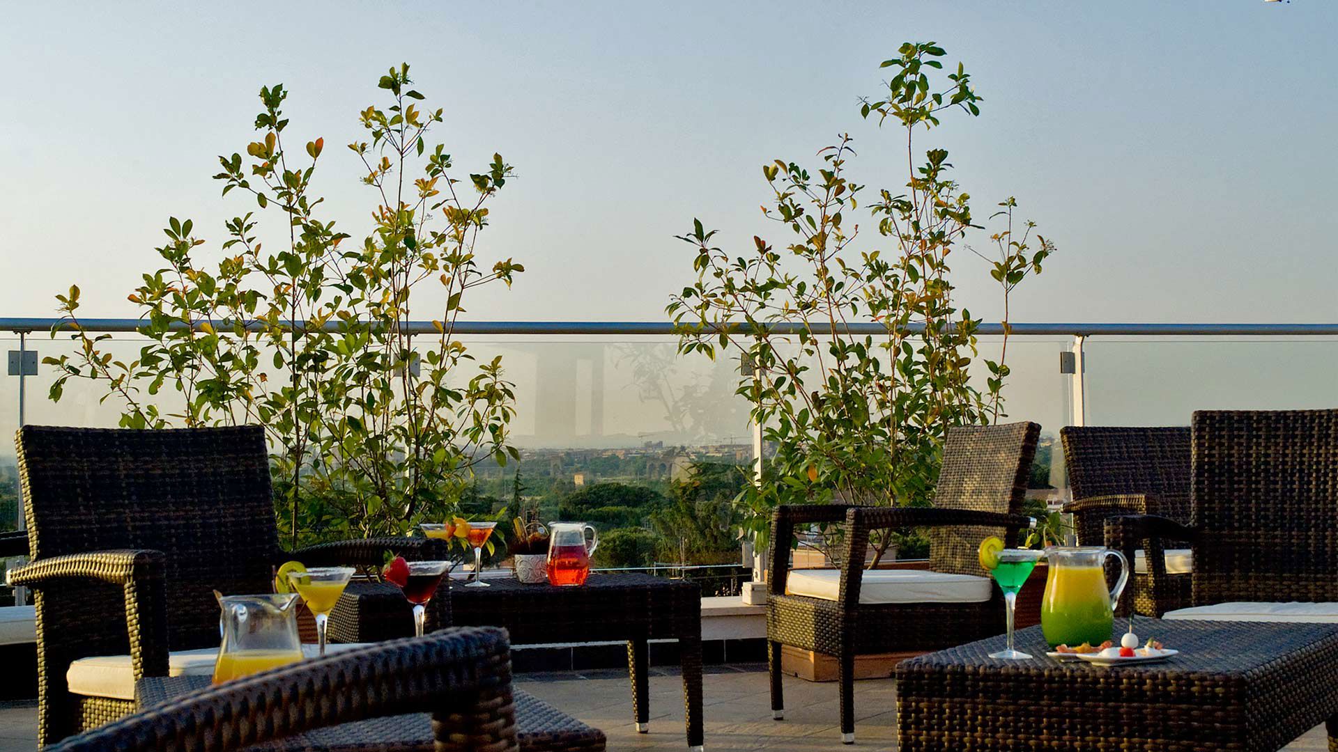 Restaurant & Bar 1