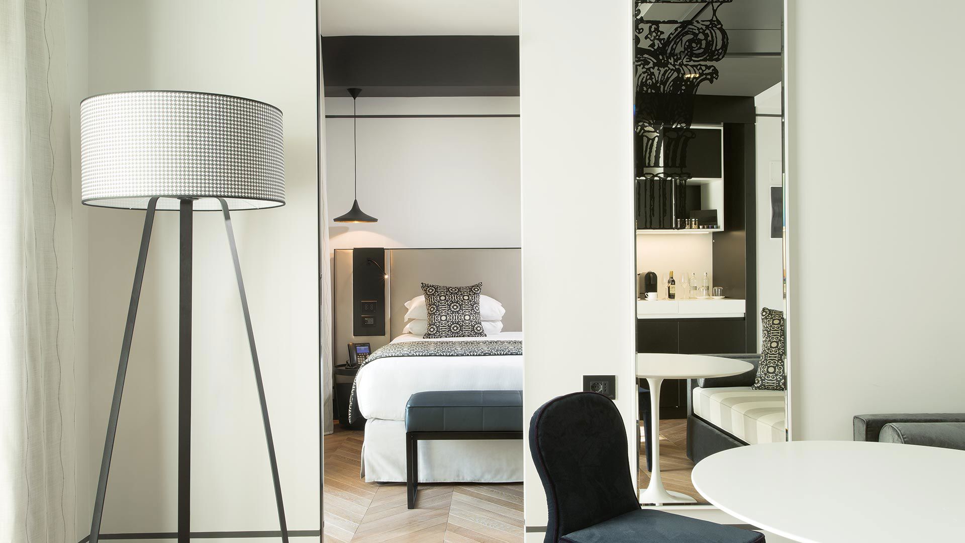 Suites 1