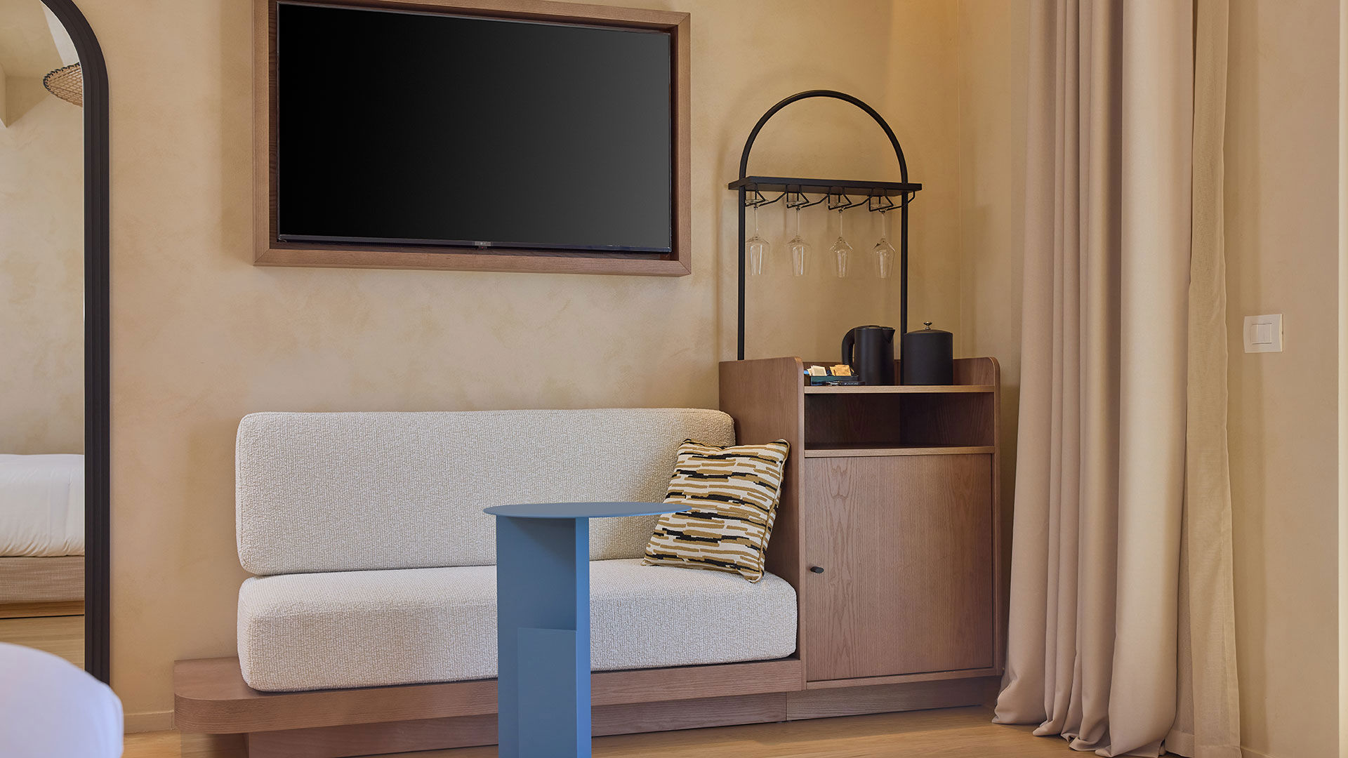 Panoramic Room with Terrace 2