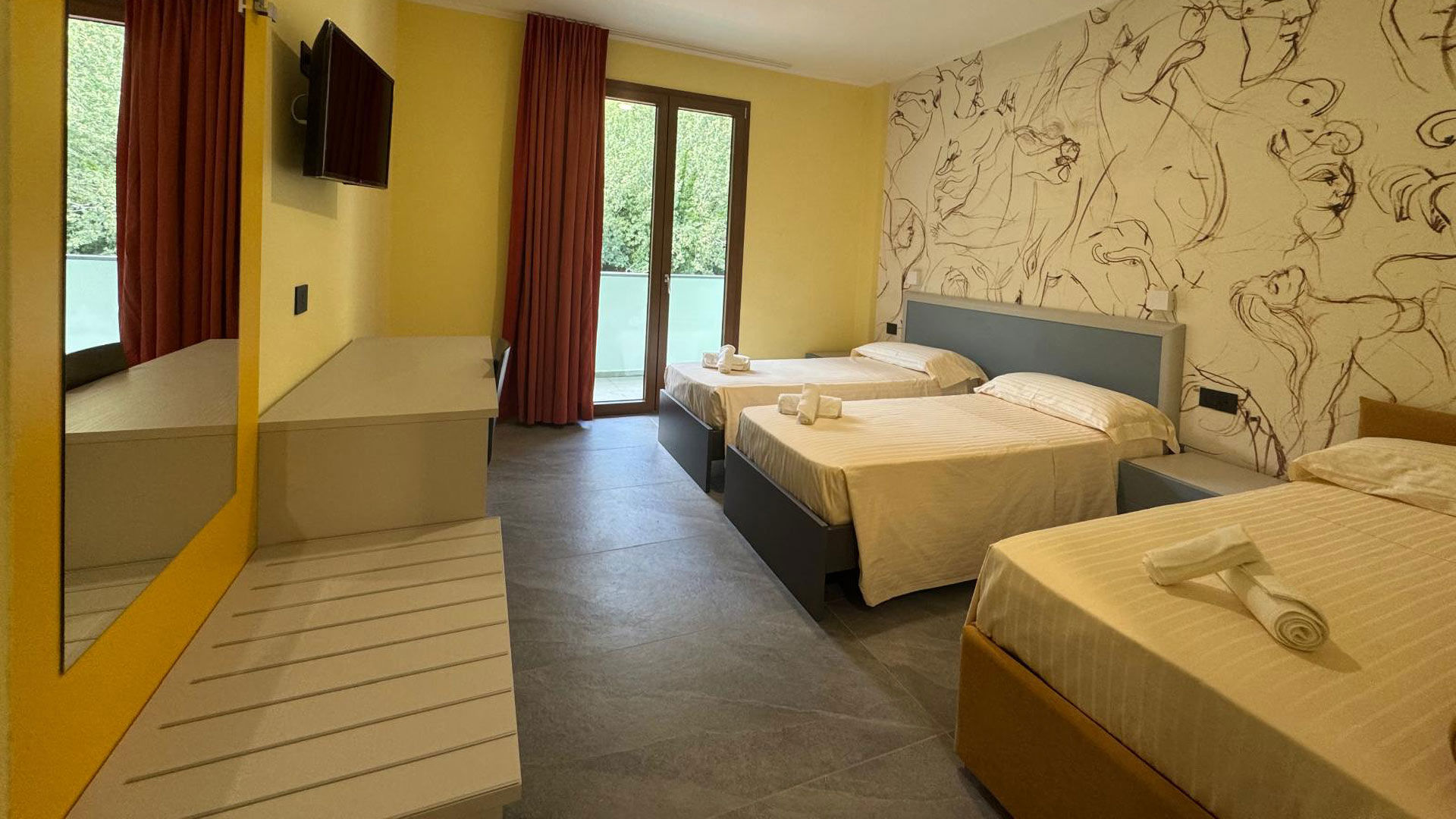 Camera Tripla (con balcone) 3