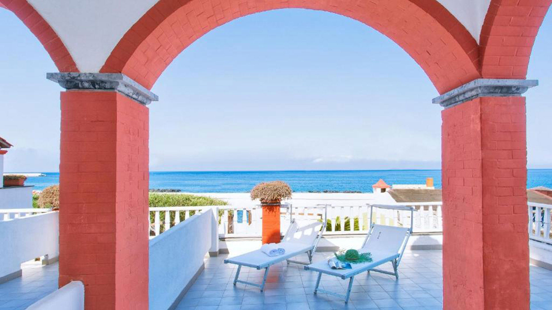 Hotel La Scogliera 7