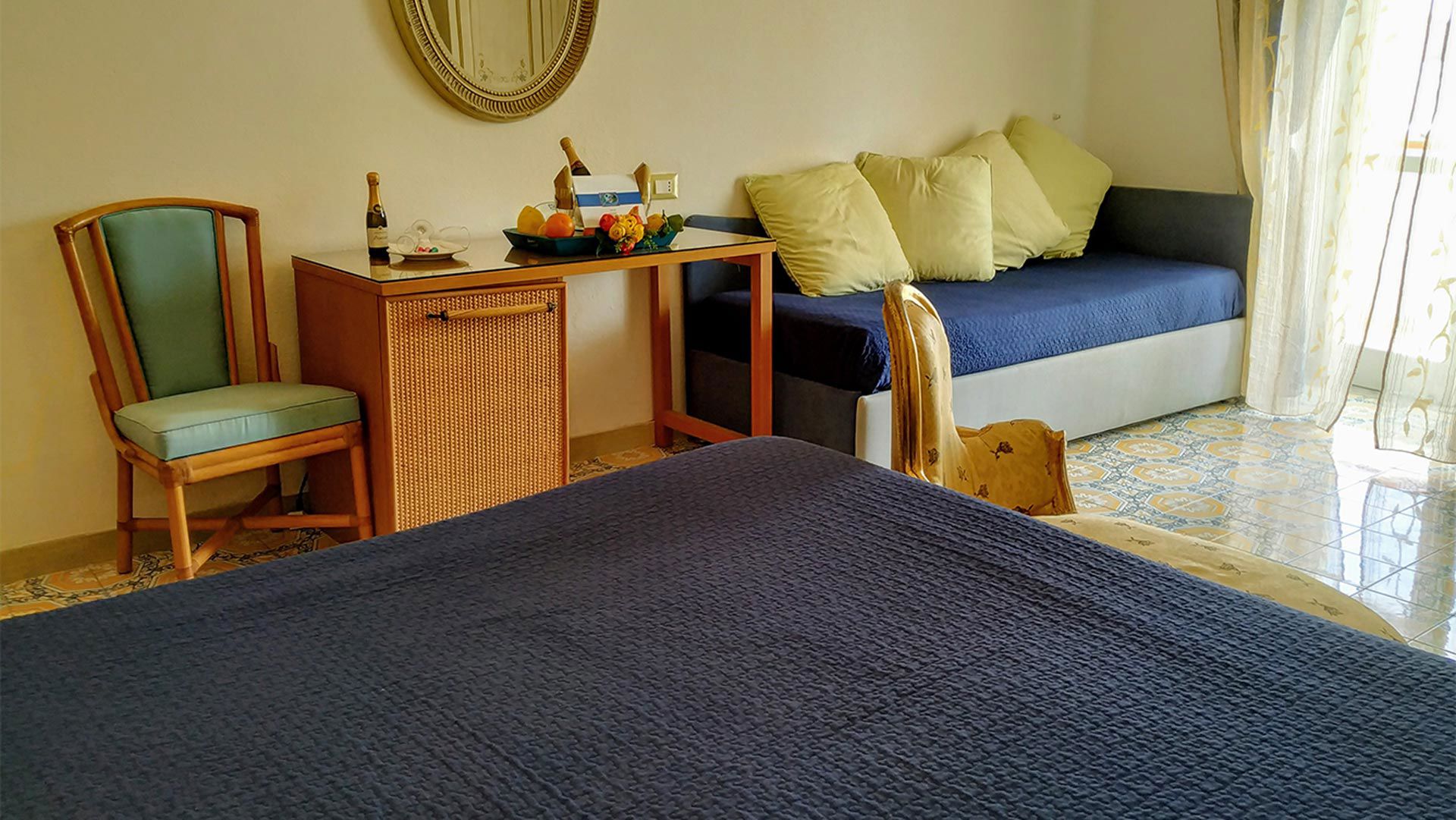 Quadruple Room with Side Sea View 2