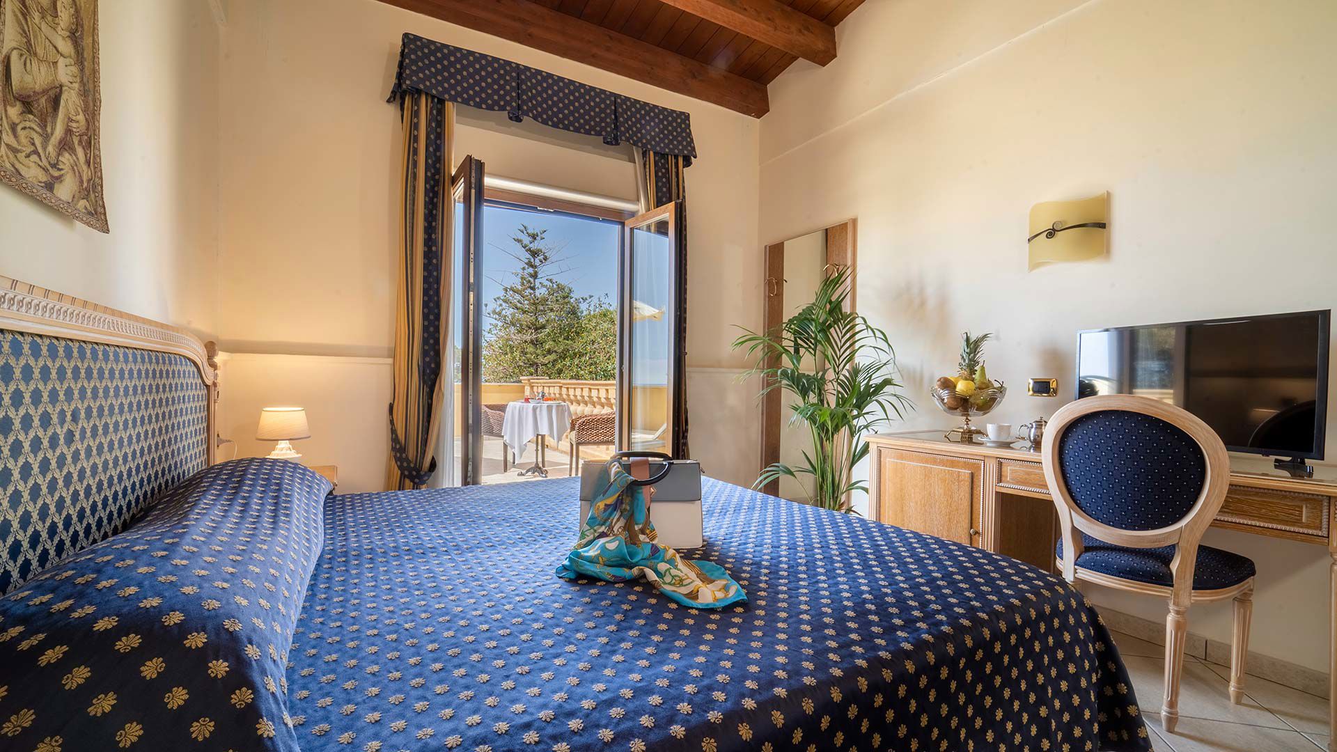 Panoramic Deluxe con Terrazzo 1