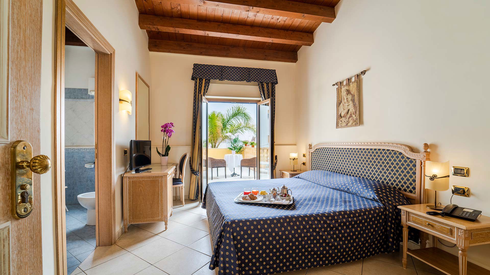 Rooms 10