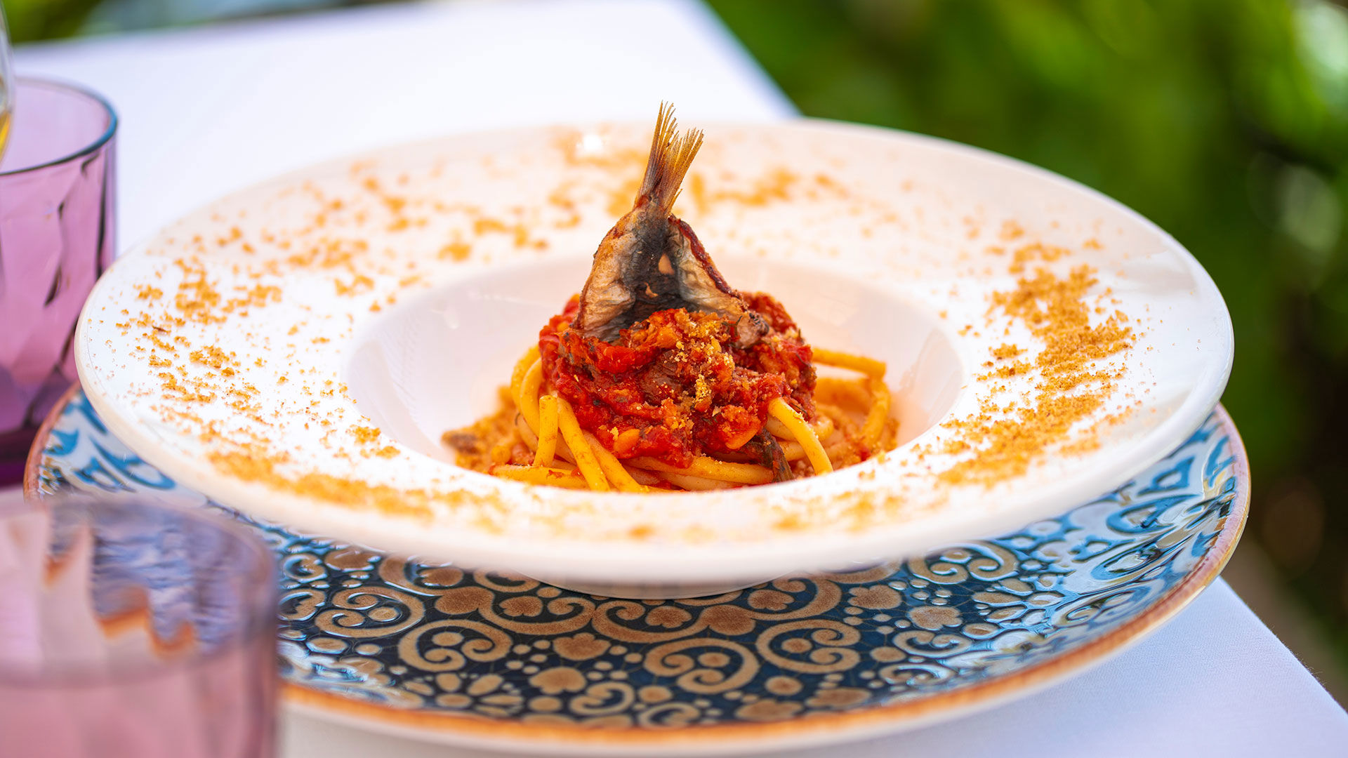 Bacco is the seaside restaurant of Hotel Villa Romana 5