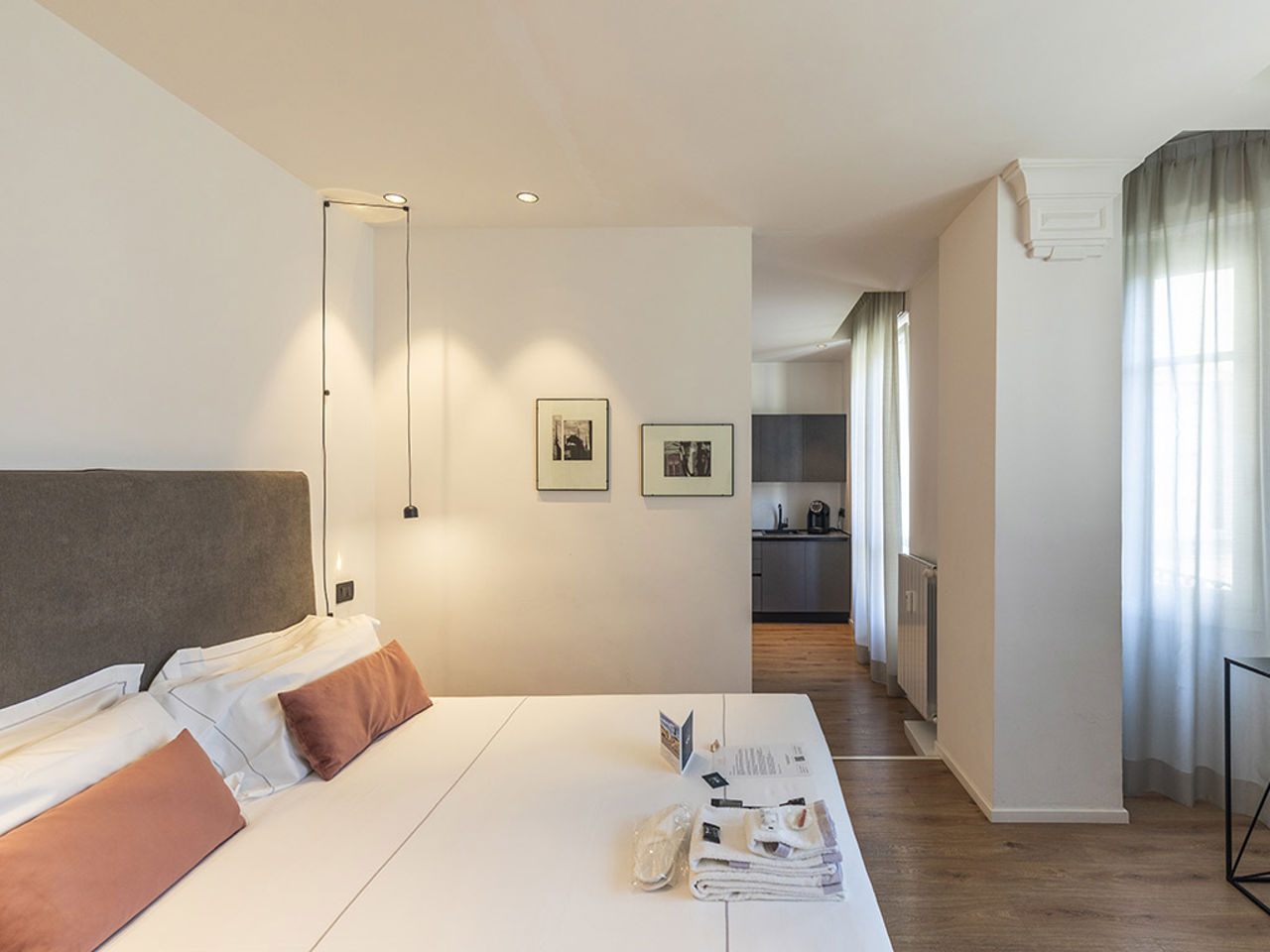 Discover the Superior Suite 2 with balcony in San Carlo Suite in Turin