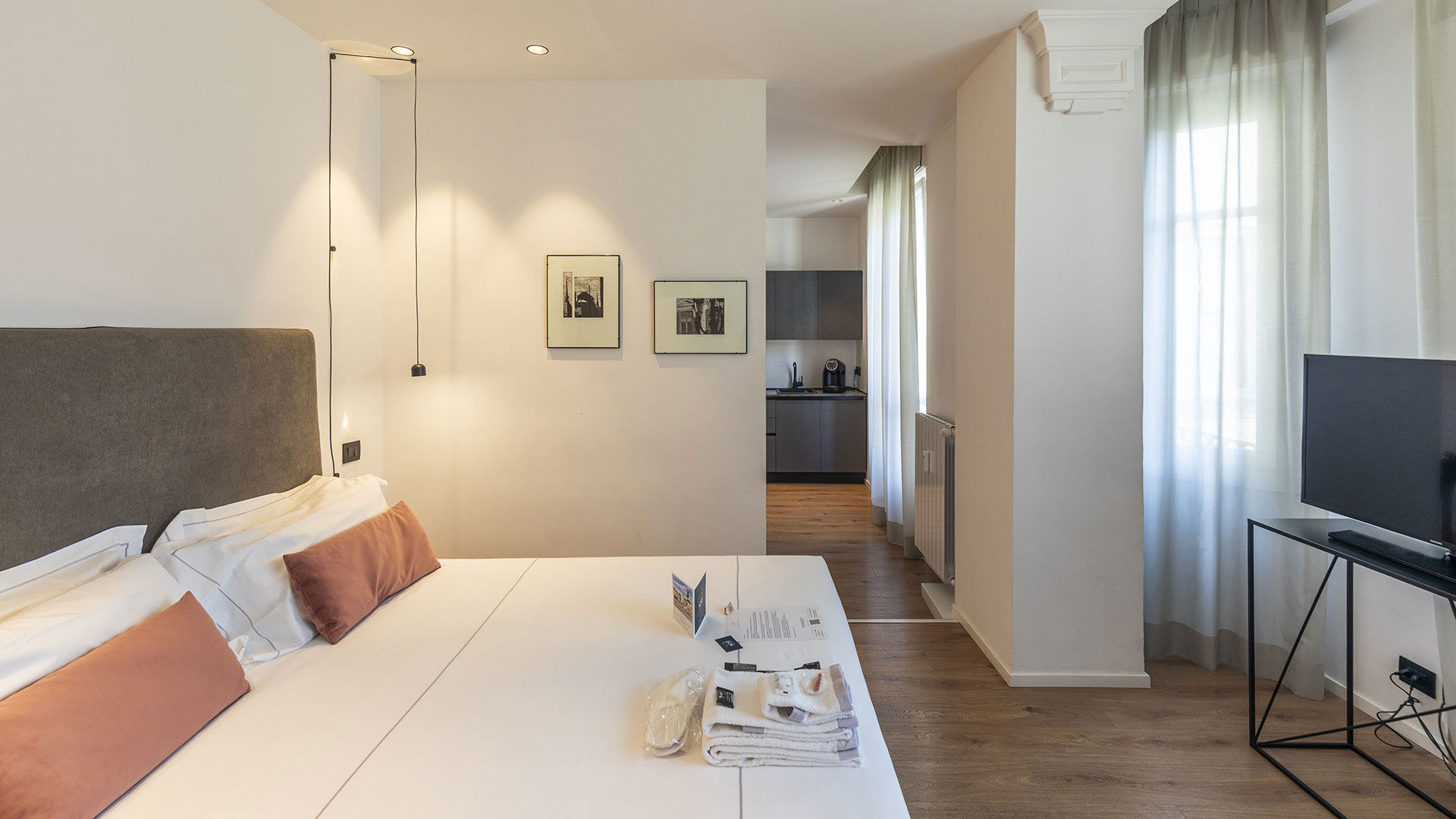 Superior Suite 2 with Balcony 1