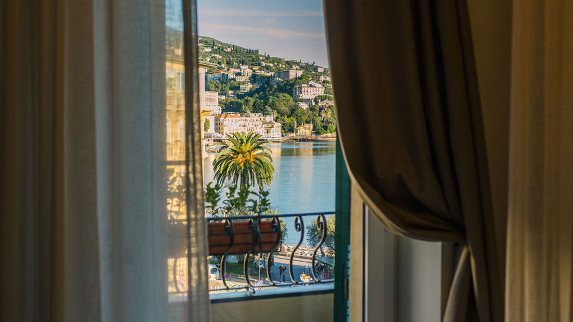 Camera Deluxe Balcone vista mare 7