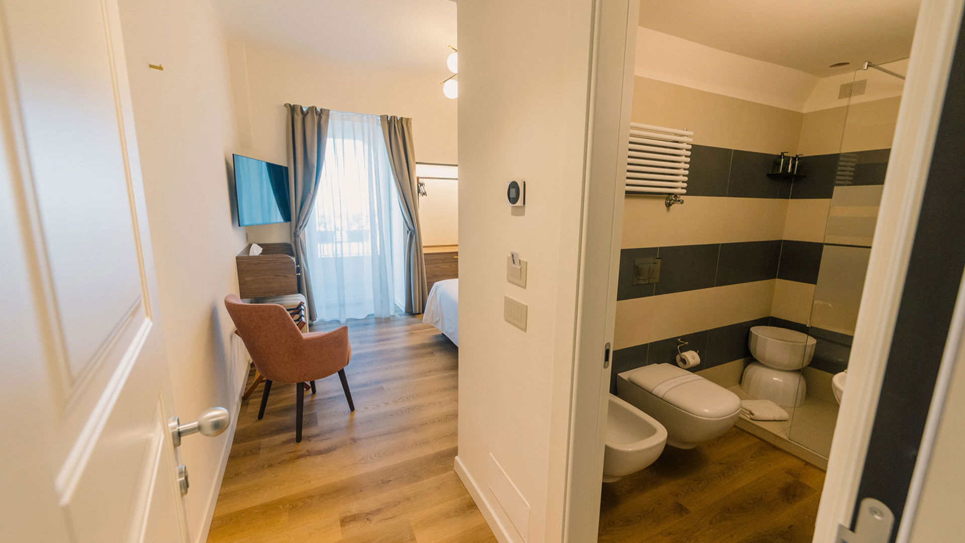 Camera Deluxe Balcone vista mare 13