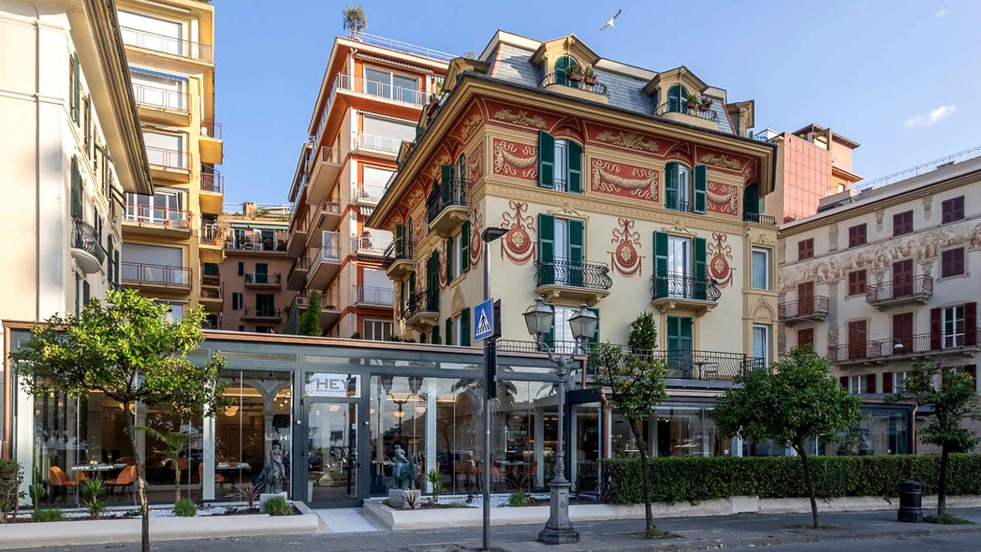 Hotel 4