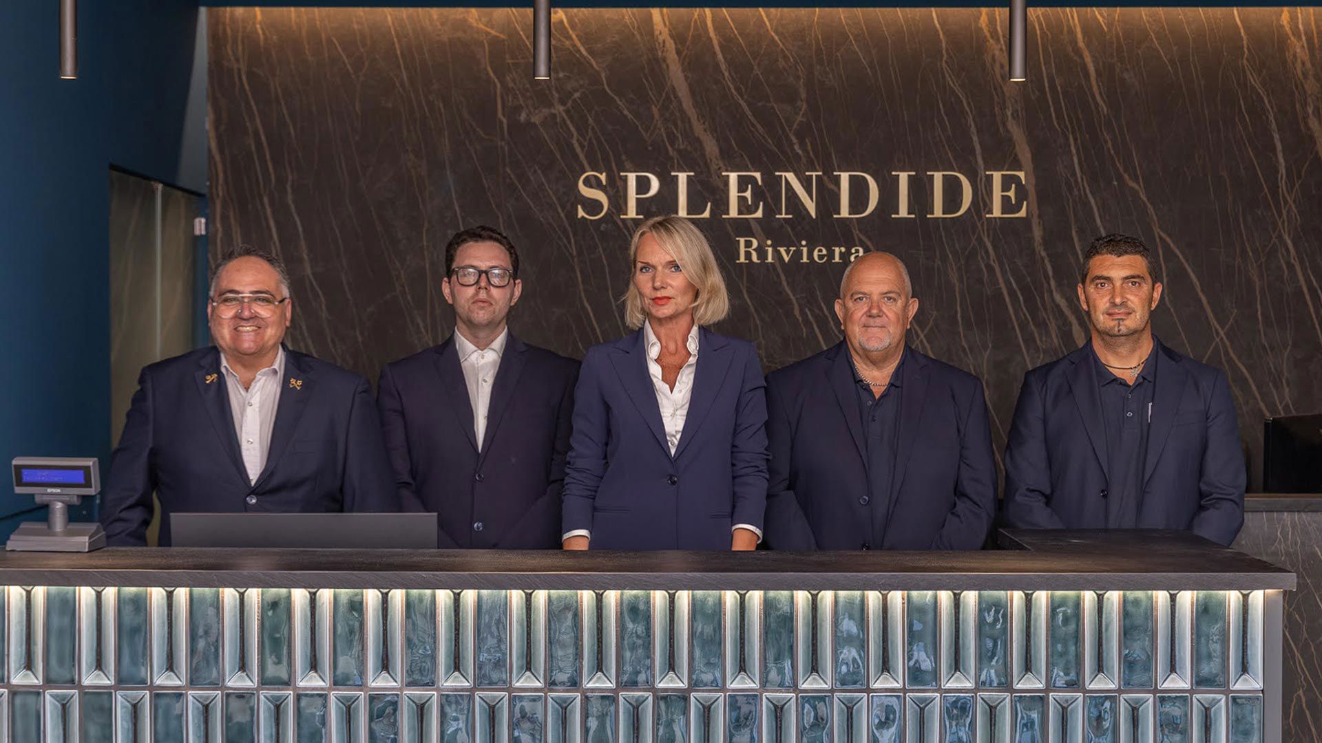 Benvenuti all'Hotel Splendide Riviera 15 Benvenuti all'Hotel Splendide Riviera 15