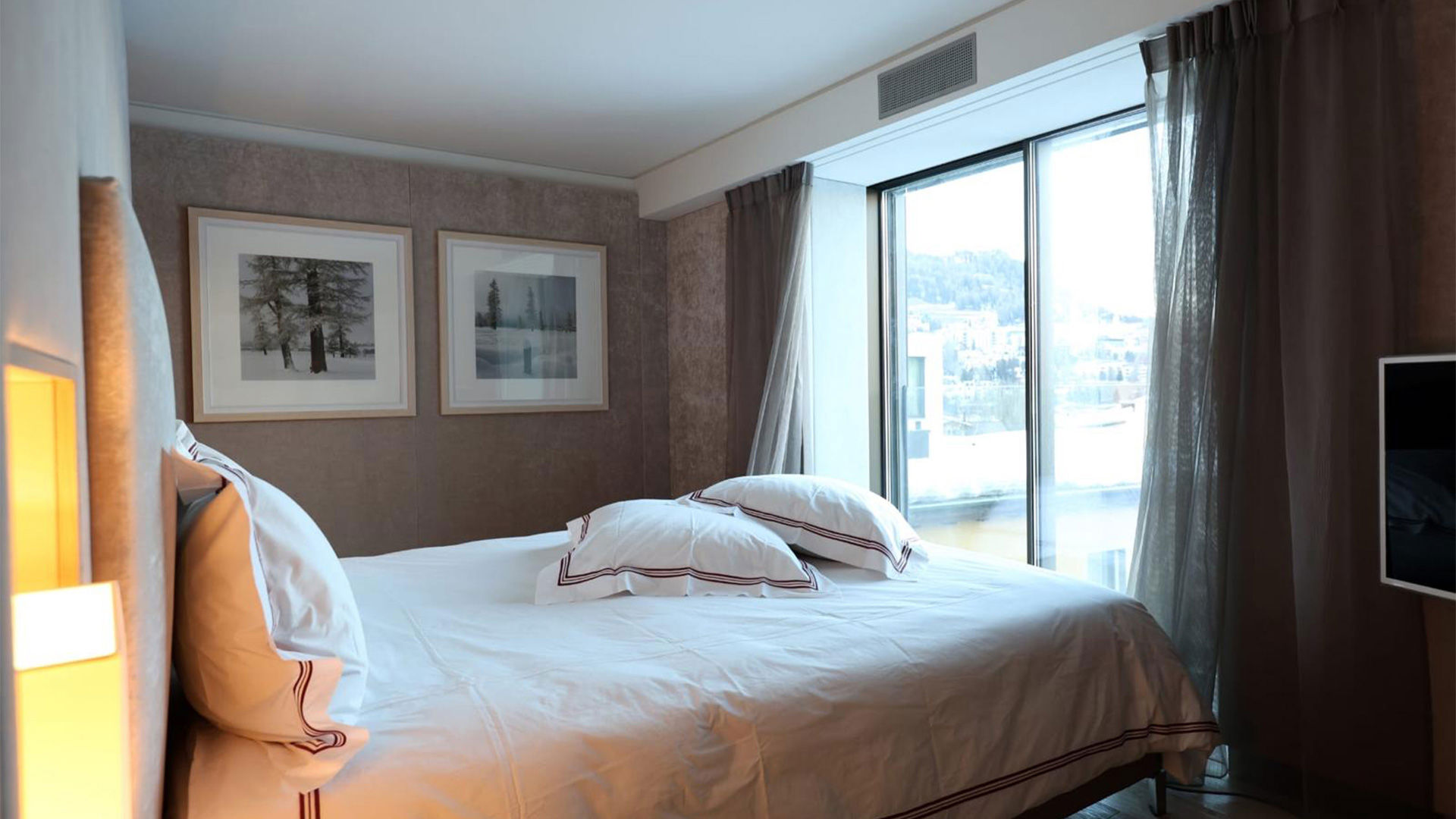 Deluxe-Plus-Dreizimmerwohnung Piz Saluver 4