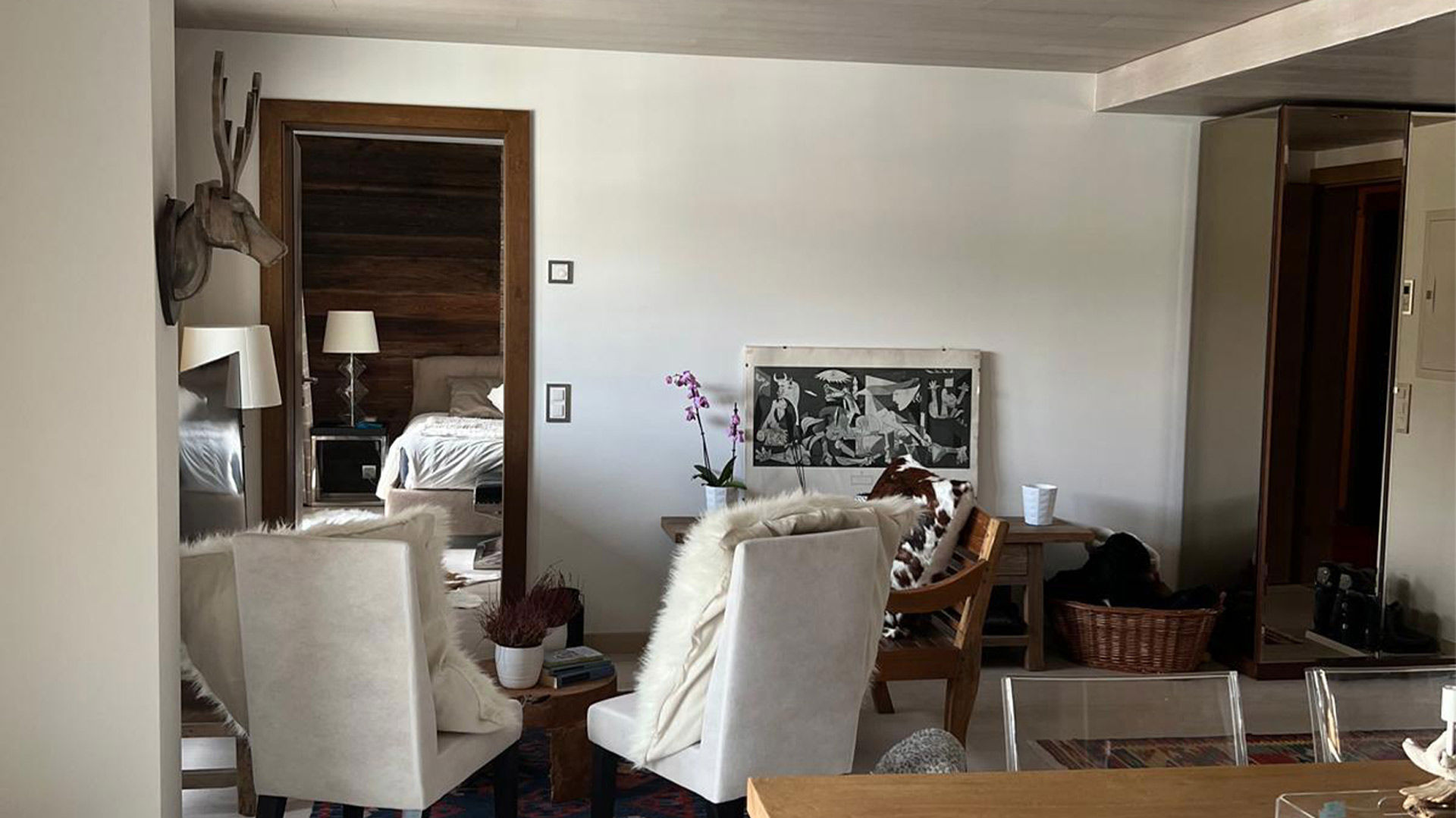 Classic Three-Room Apartament Piz Julier 4