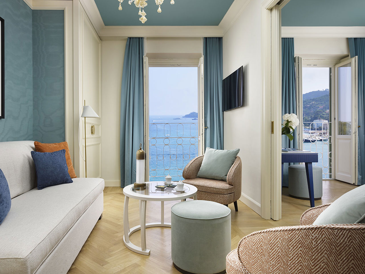 Gallery 44 Gallery 44