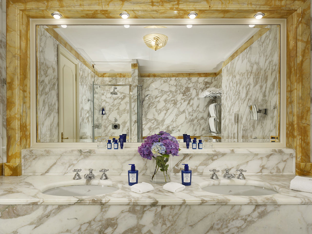 Suite Junior Vue Mer 8 Suite Junior Vue Mer 8