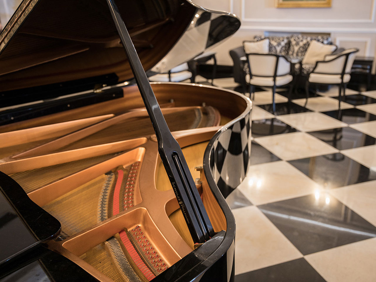 Gallery 33 Gallery 33