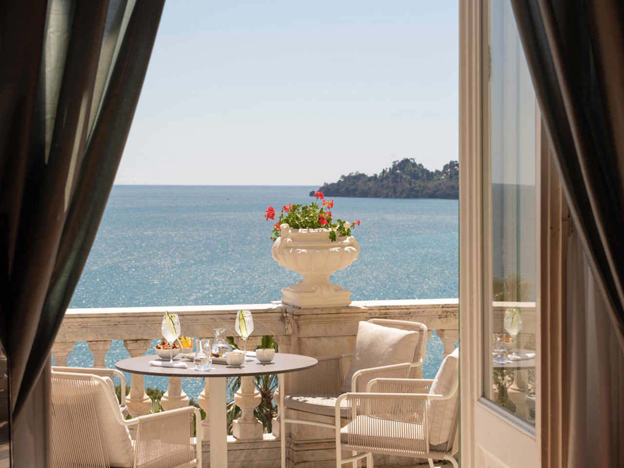 Services and Useful Information 7 Services and Useful Information 7