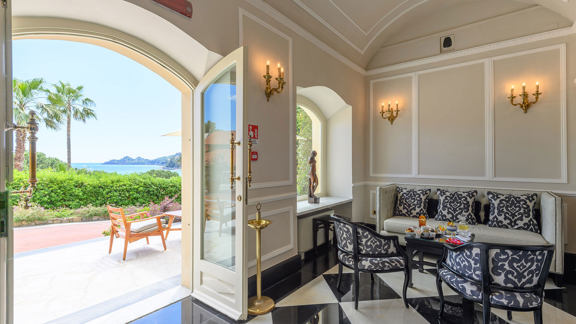 Art Nouveau Soul overlooking the Sea 14