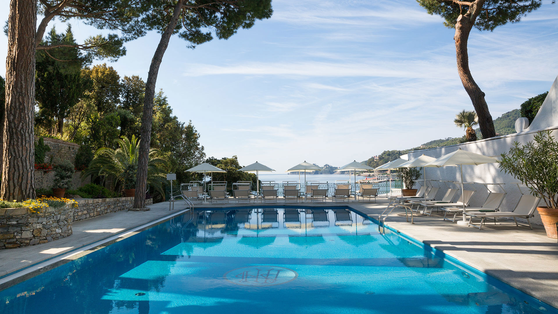 Services and Useful Information 5 Services and Useful Information 5