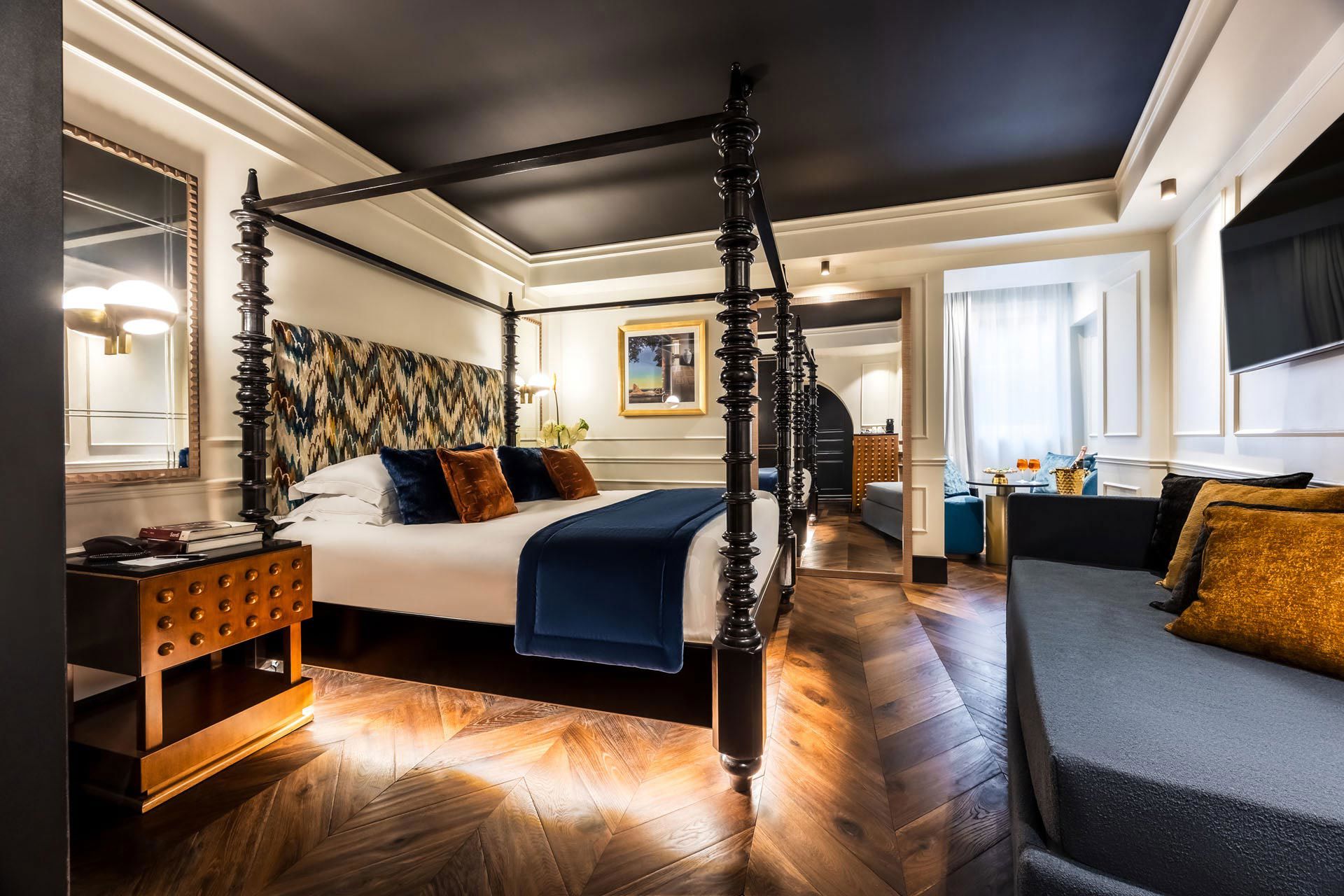 King Deluxe Room 7