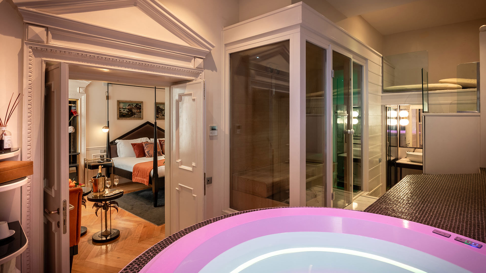 Suite with Private Spa 3