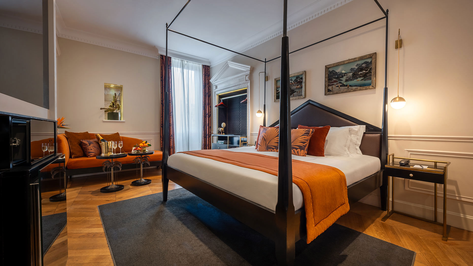 Suite with Private Spa 30