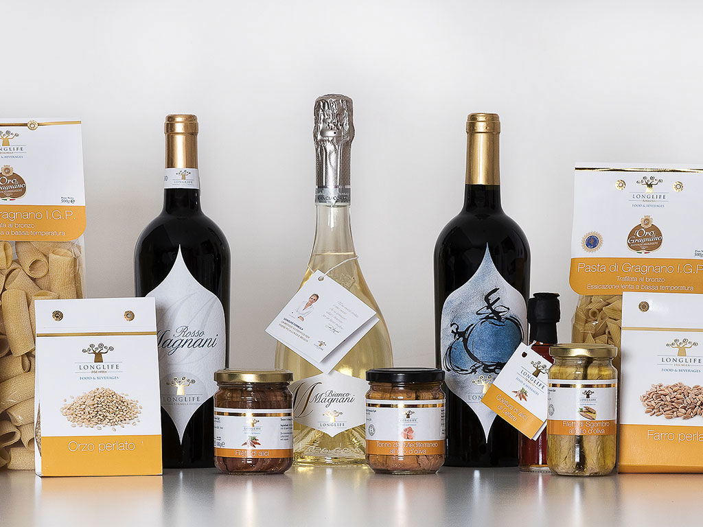 Lucia Magnani 1 Lucia Magnani 1