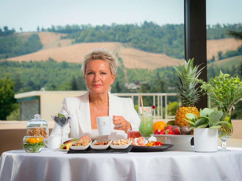 Lucia Magnani 1 Lucia Magnani 1