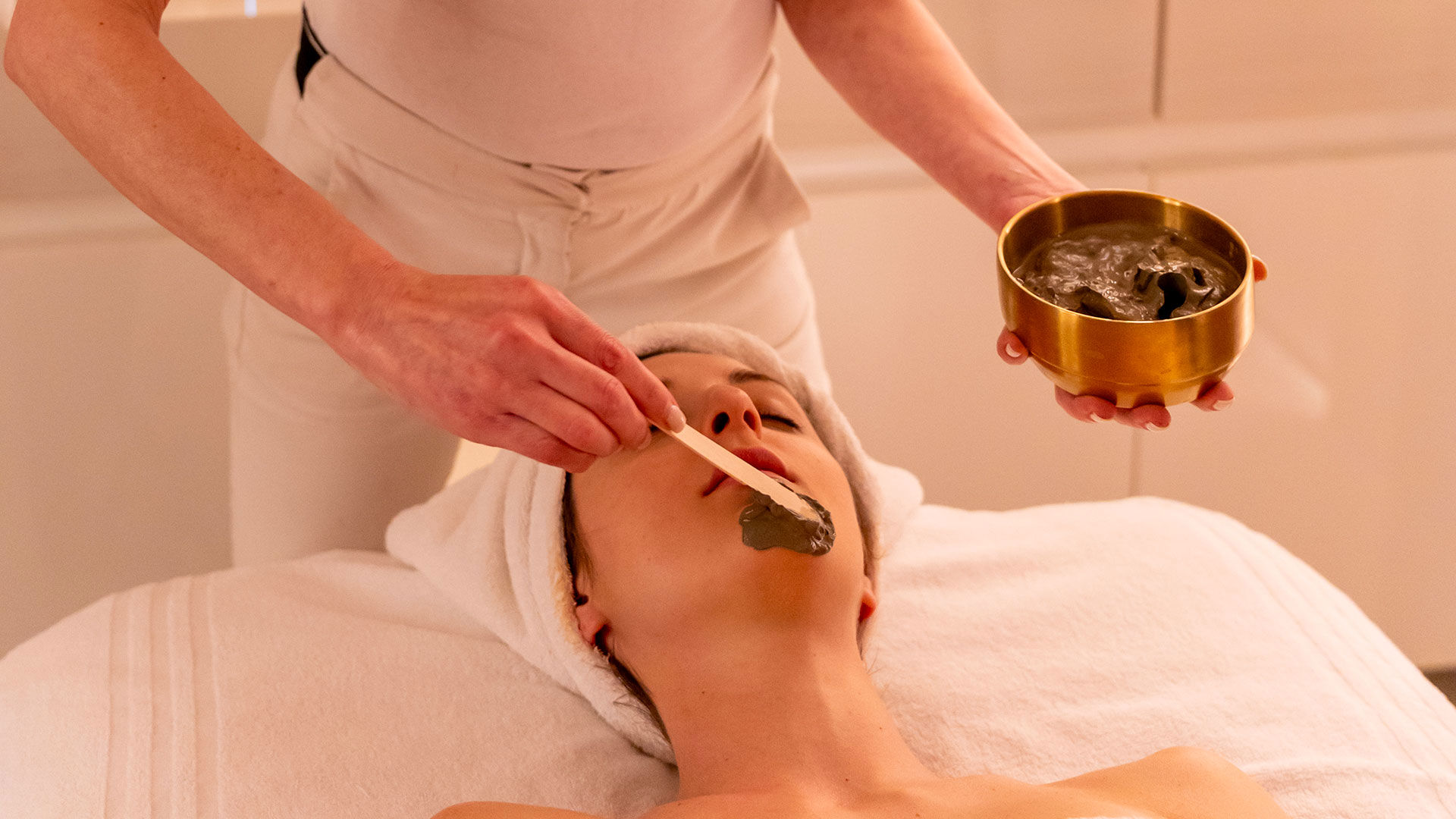 Private SPA Suite 1 Private SPA Suite 1